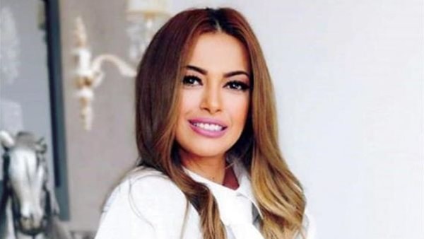 الفنانة داليا مصطفى 
