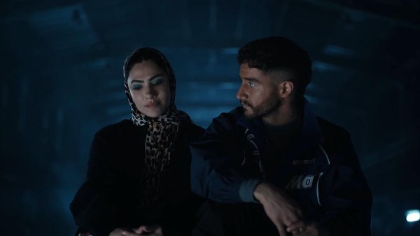 حب على حافة الخطر… أحمد مالك وهدى المفتي يشعلان سوا سوا