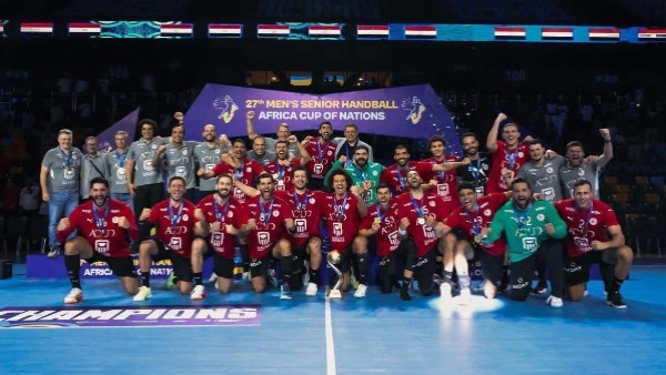 لاعبي منتخب كرة اليد 