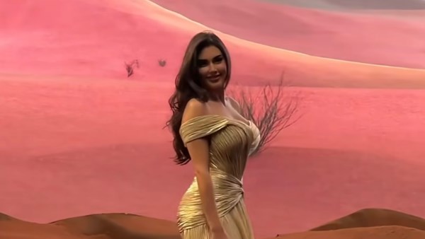 ياسمين صبري تخطف الأنظار بإطلالة جديدة