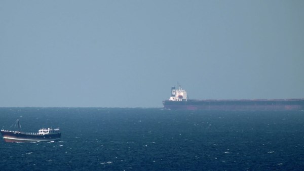 الخليج على صفيح ساخن