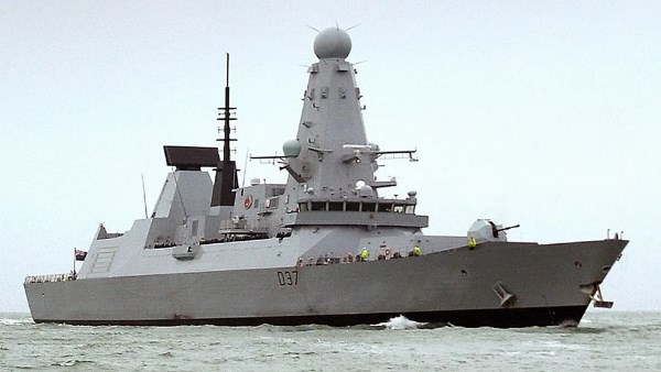 مدمرة بريطانية 