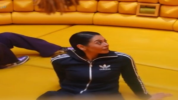 لقاء الخميسي 