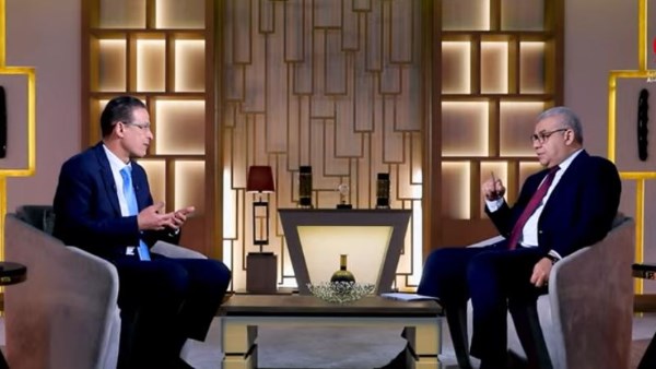 السفير عاطف سالم 