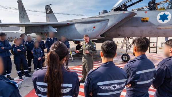 قائد القوات الجوية الإسرائيلية 