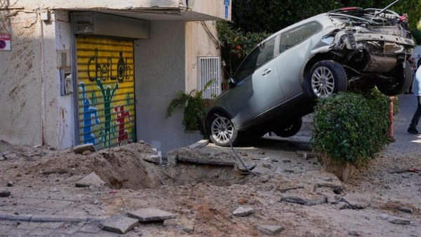 موقع انفجار الصاروخ  في تل أبيب