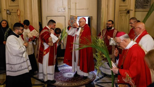 الاحتفال  بعيد أحد الشعانين 