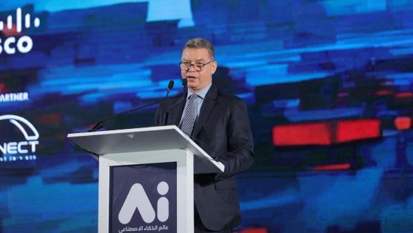 أحمد الظاهر