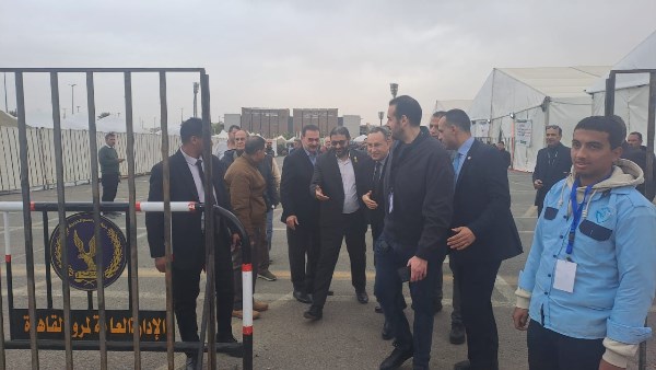 عبد العزيز قنصوة وزير التعليم العالي الجديد 