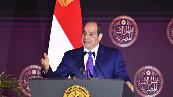 الرئيس عبد الفتاح السيسي رئيس الجمهورية 