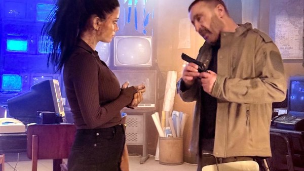 الفنانة سينتيا خليفة