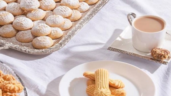 لن تتوقع.. ماذا يحدث للجسم عند تناول الشاي باللبن مع الكحك و البسكويت؟ لن تتوقع.. ماذا يحدث للجسم عند تناول الشاي باللبن مع الكحك و البسكويت؟