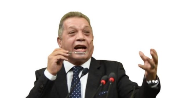 الكاتب الصحفي أسامة شرشر 