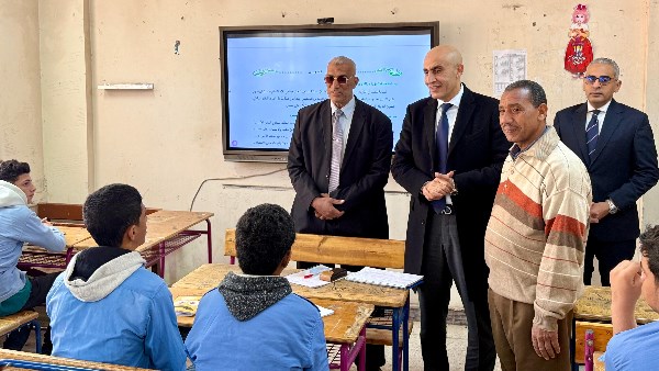 جولة وزير التربية والتعليم اليوم
