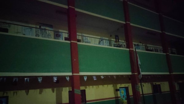 إطفاء أنوار المدارس