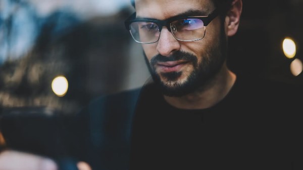  تطبيق Nearby Glasses