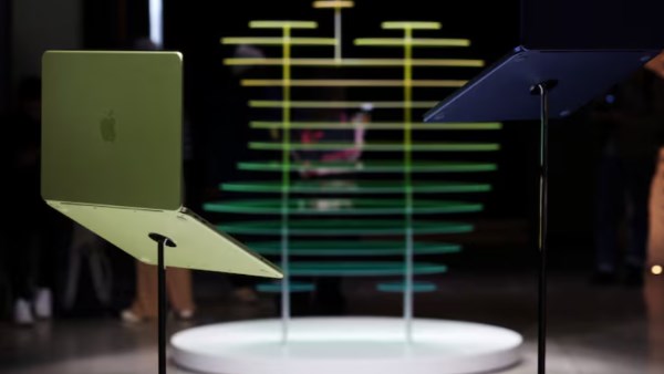 MacBook Neo يظهر كأكثر لابتوب من آبل قابل للإصلاح منذ 10 سنوات