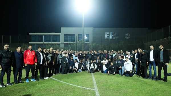 صورة من اللقاء