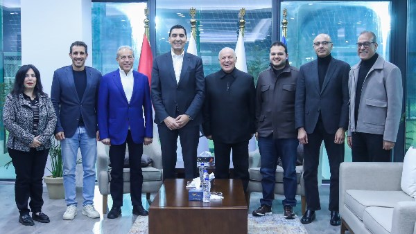 صورة من اللقاء