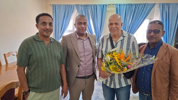 صورة من اللقاء