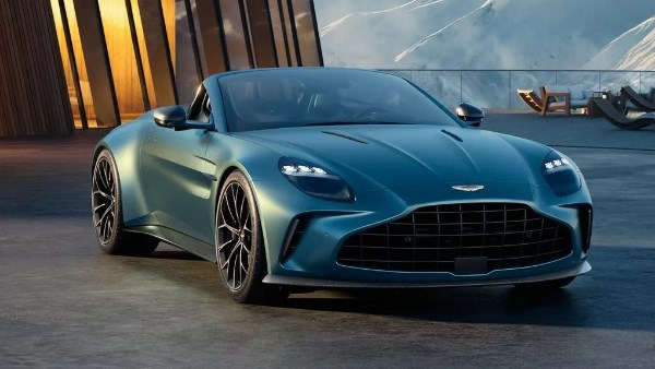 أستون مارتن فانتاج 