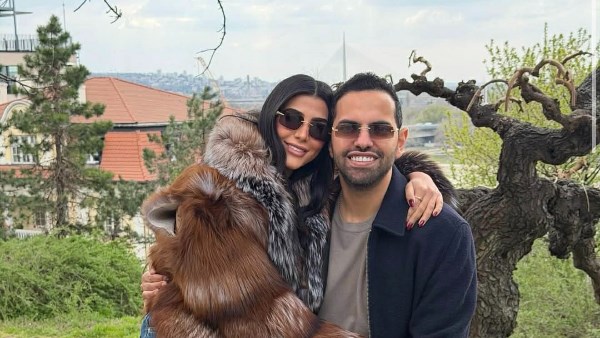 بملابس كاجوال.. ريم سامى تحتفل بالعيد رفقة زوجها