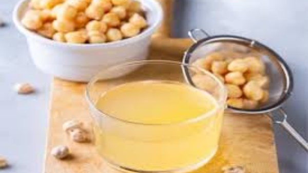 ماذا يحدث لجسمك عند تناول ماء منقوع الحمص؟