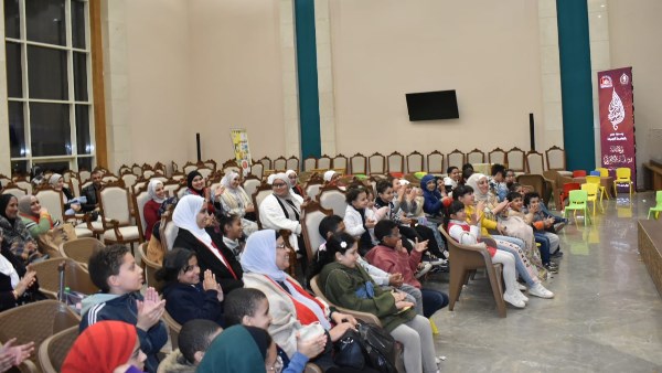 برعاية وزير الأوقاف وإشراف المجلس الأعلى للشئون الإسلامية: ورش فنية وأنشطة تفاعلية تملأ أروقة المسجد بالبهجة والإبداع