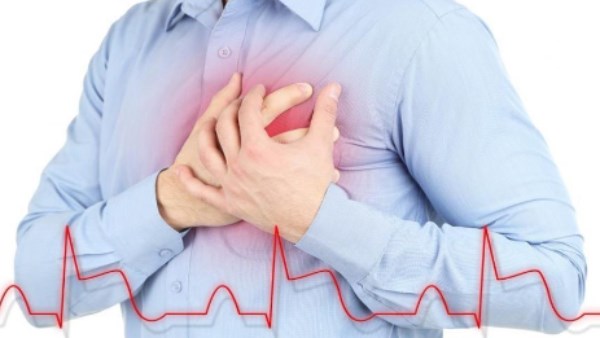 حكم وضع مريض القلب حبة تحت اللسان في نهار رمضان