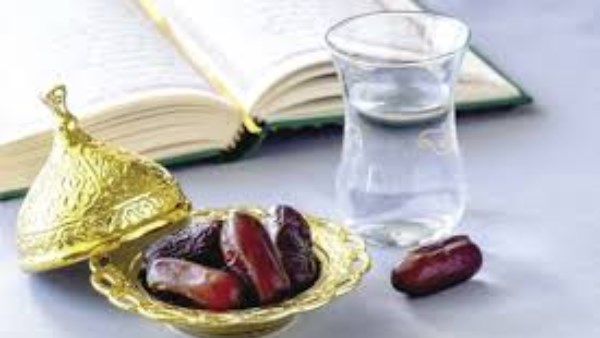 الأزهر للفتوى: الصائم يتعلم الكرم من الله فى شهر رمضان