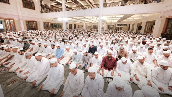 أكبر تجمع في جنوب الهند بمناسبة ليلة القدر