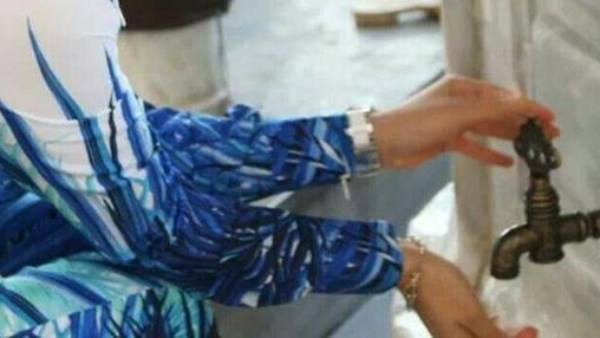 هل يجوز المسح على أكمام الذراعين عند الوضوء لشدة البرد