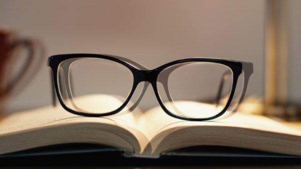 ازدواج الرؤية قد يشير إلى سكتة دماغية