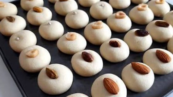 طريقة عمل الغريبة بالكوب