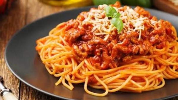 نشرة المرأة والمنوعات