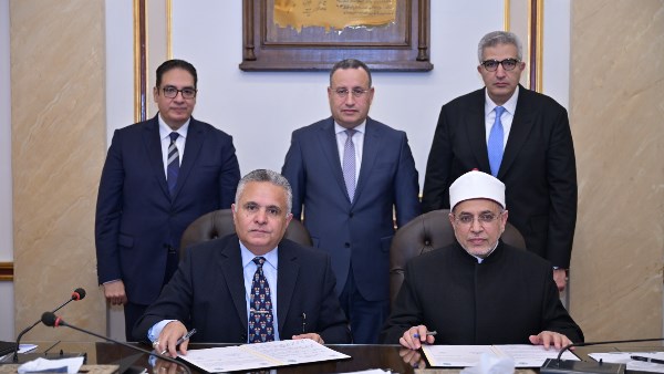 مذكرة تفاهم بين جامعتي الأزهر والسويس 