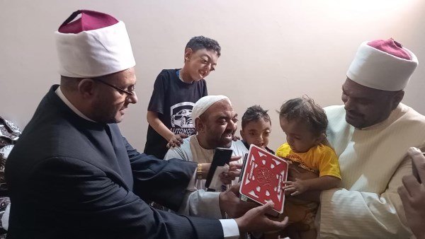 وزير الأوقاف يوجه بدراسة آلية مناسبة لتكريم مواطن أسواني تعرض للتنمر