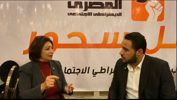 النائبة مها عبد الناصر