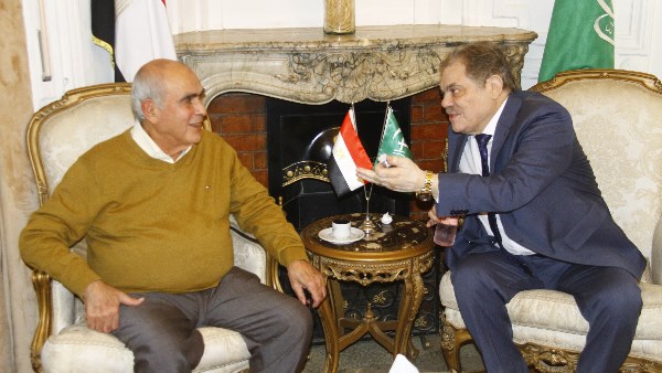  الدكتور السيد البدوي شحاتة