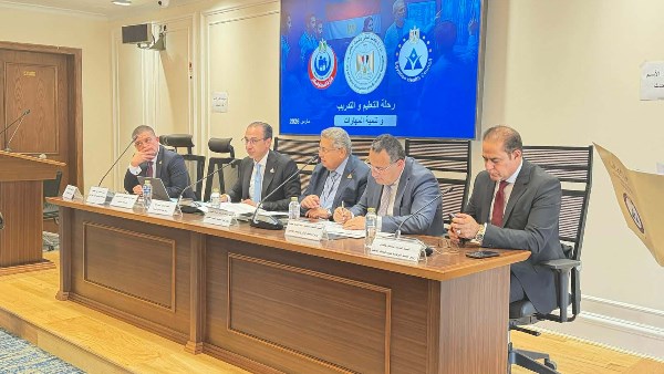  الاجتماع البرلماني المشترك بين لجنتي الصحة والتعليم والبحث العلمي بمجلس النواب