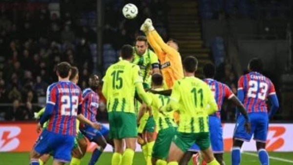 كريستال بالاس 