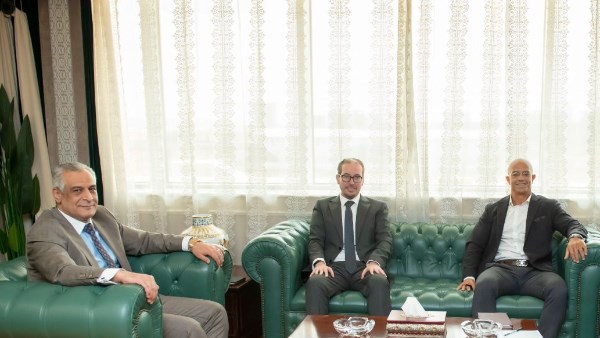 وزير الإنتاج الحربي