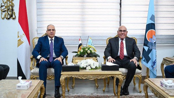 اللواء أ.ح مهندس مختار عبد اللطيف رئيس الهيئة العربية للتصنيع، والدكتور هاني سويلم وزير الموارد المائية والري