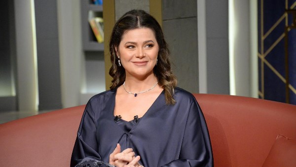 يسرا اللوزي 