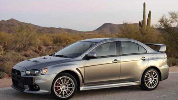 ميتسوبيشي لانسر موديل 2016