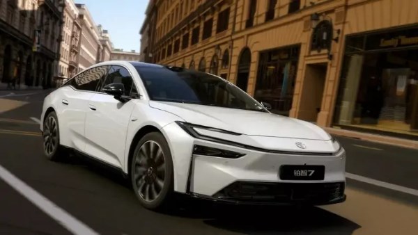 تويوتا bZ7 الكهربائية موديل 2026