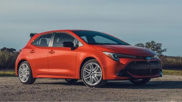 تويوتا كورولا FX موديل 2026