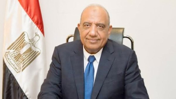 محمود عصمت - وزير الكهرباء