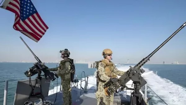 خبير استراتيجي يكشف أهداف التحركات العسكرية الأمريكية في الشرق الأوسط وتكلفتها