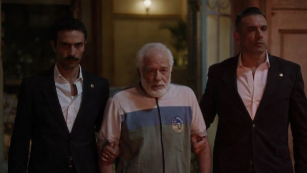 مسلسل رأس الأفعى